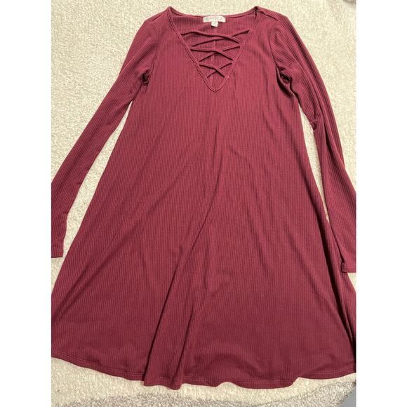 Love Fire Women's Size S/P Crisscross Long Sleeve Rib Knit Dress Burgundy - Picture 1 of 8